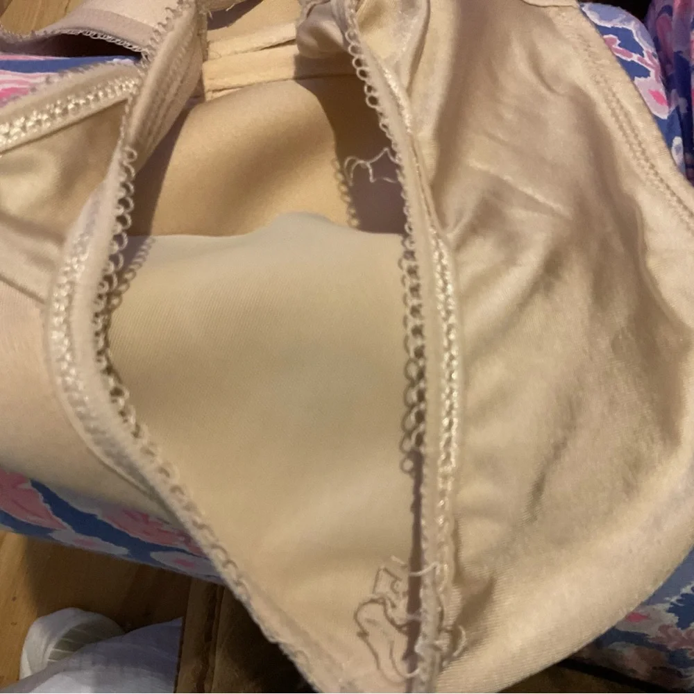 Wacoal‎ Soft Beige Bra